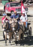 Brian waiting for Sun ceremony.jpg (76124 bytes)